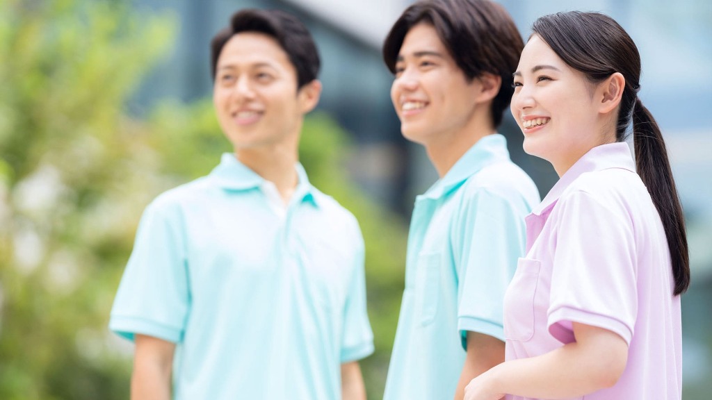 デイサービスへの送迎ドライバーや介護に携わる看護師の求人をお探しなら焼津市の当施設へご応募ください。